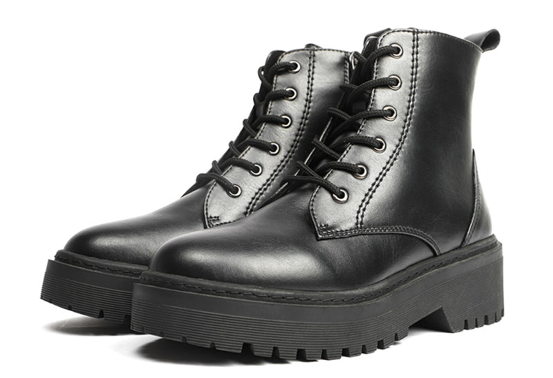 Anarchia Ankle Boots A-1 R Class 220mm 230mm 240mm 250mm Black | Upper: Recycled leather Outsole: Thermo plastic rubber