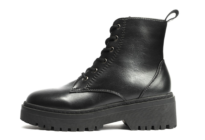Anarchia Ankle Boots A-1 R Class 220mm 230mm 240mm 250mm Black | Upper: Recycled leather Outsole: Thermo plastic rubber